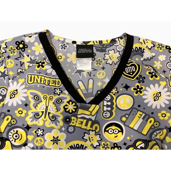 Minions The Rise Of Gru Womens Scrub Top Small - Picture 5 of 12